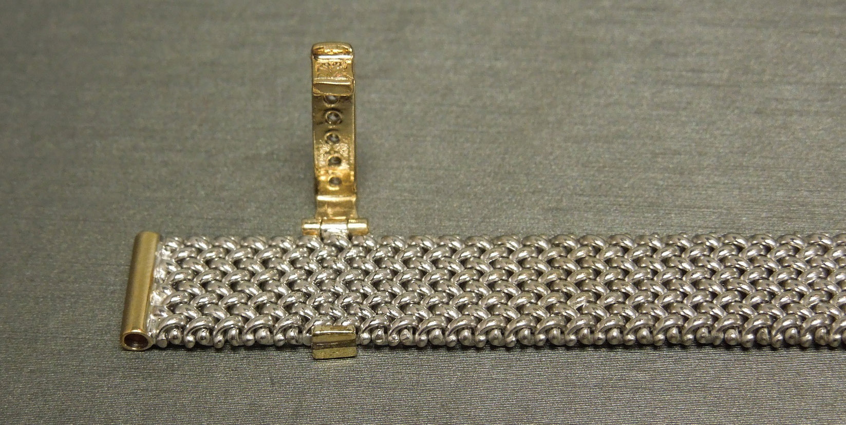18 k Gold Mesh Bracelet 18 k Yellow Gold 1960s  Gisbert A Joseph Watches
