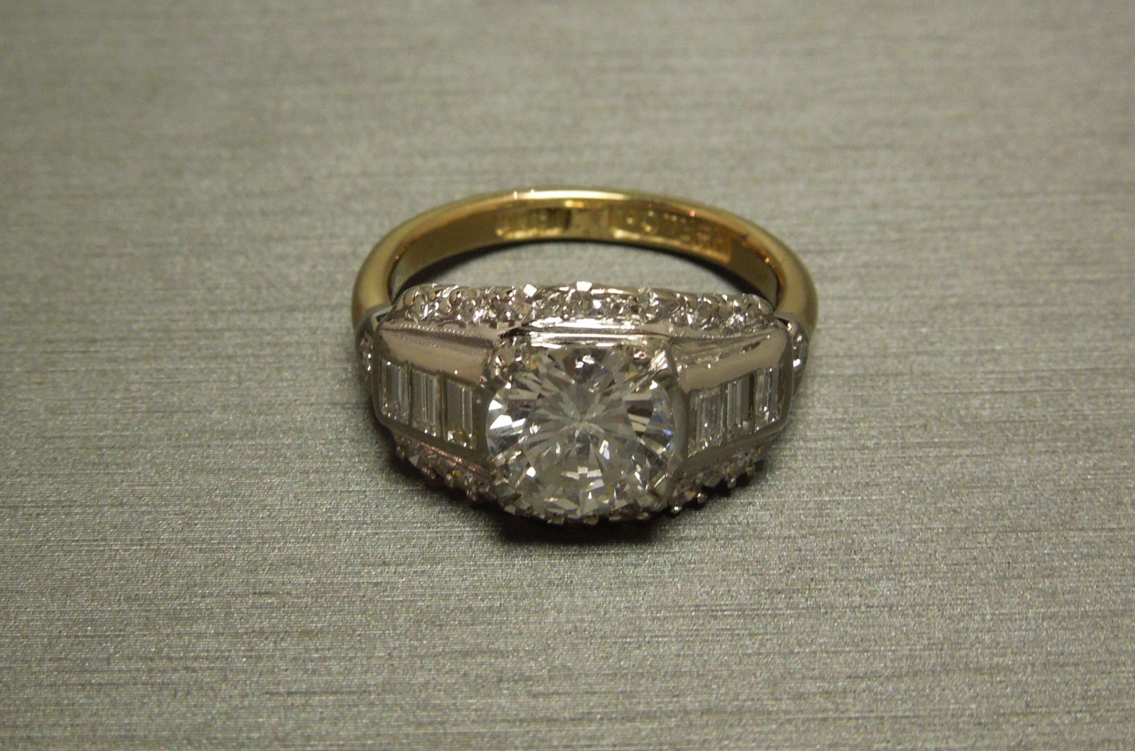 art deco round diamond